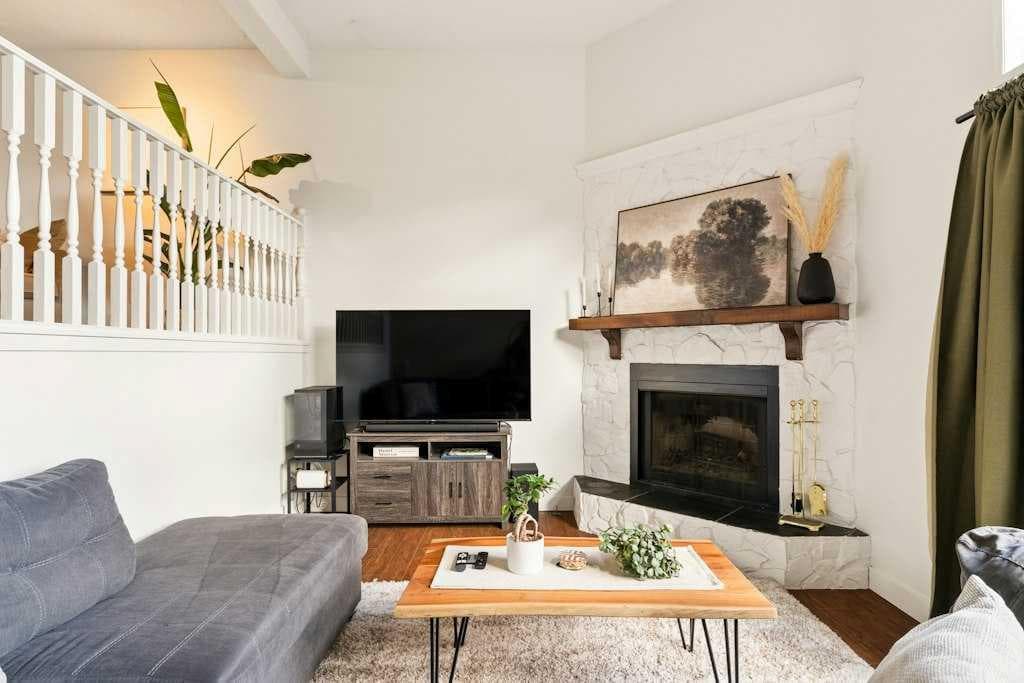 80, 23 Glamis Drive SW