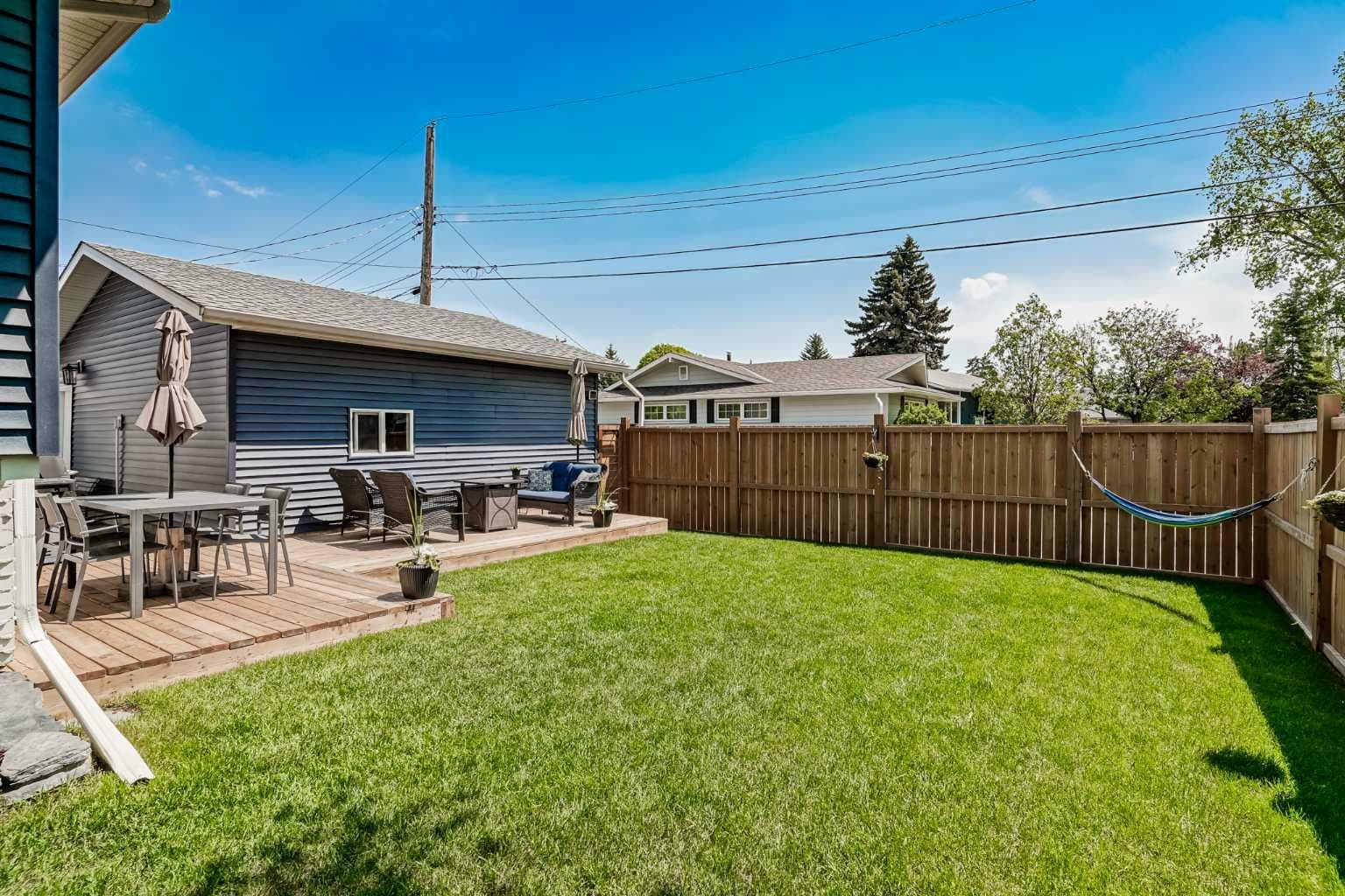 10704 Maplecrest Road SE