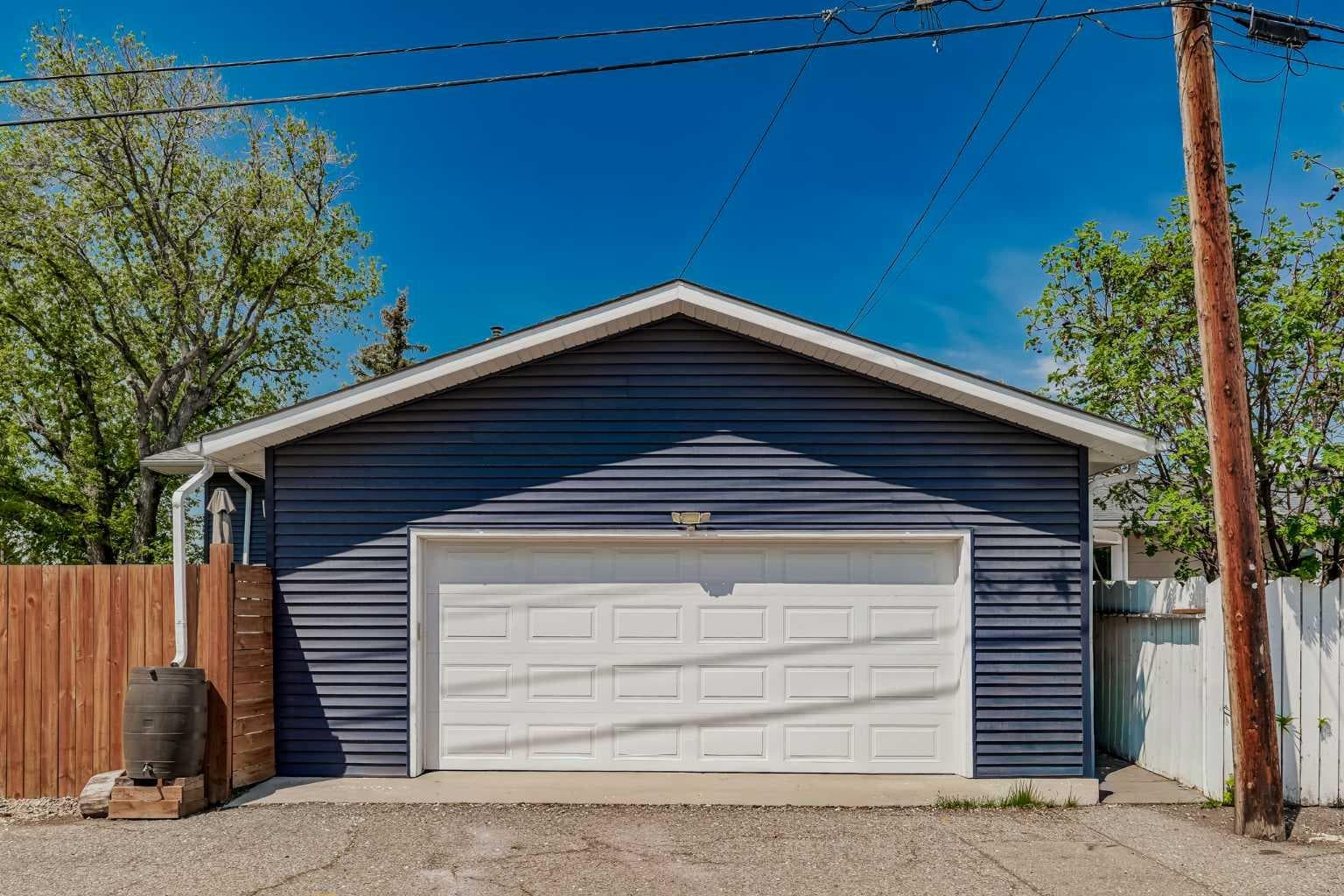 10704 Maplecrest Road SE