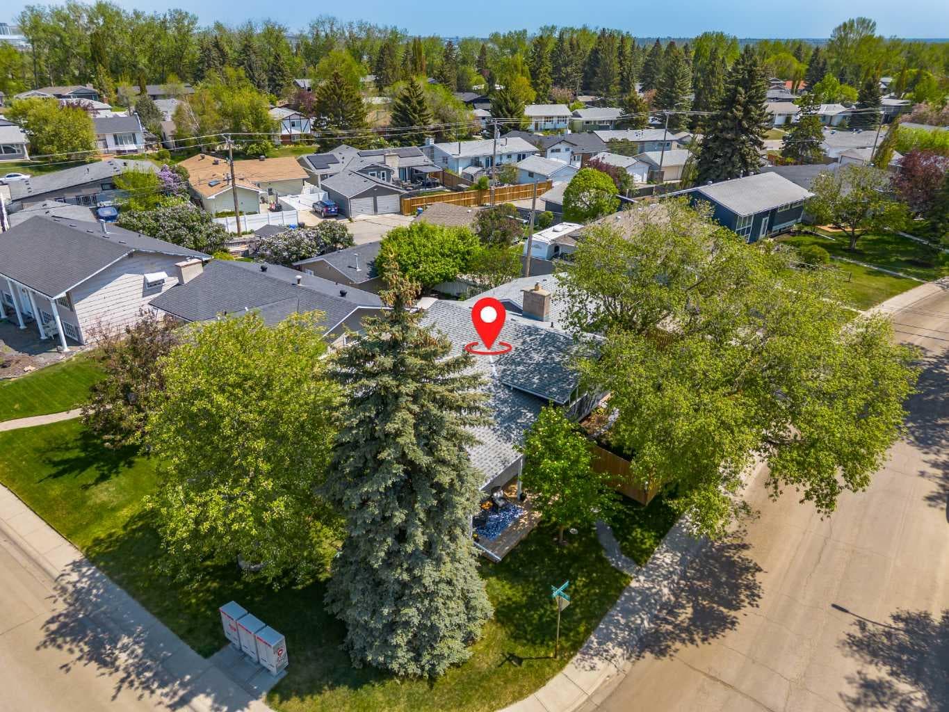 10704 Maplecrest Road SE