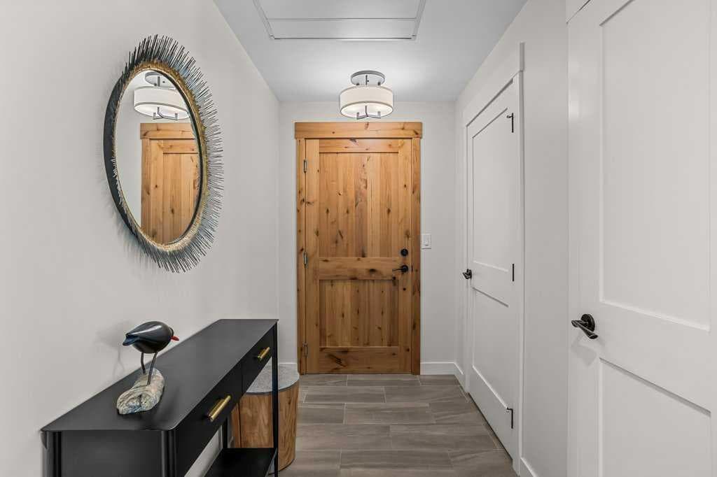 401, 707 Spring Creek Drive 