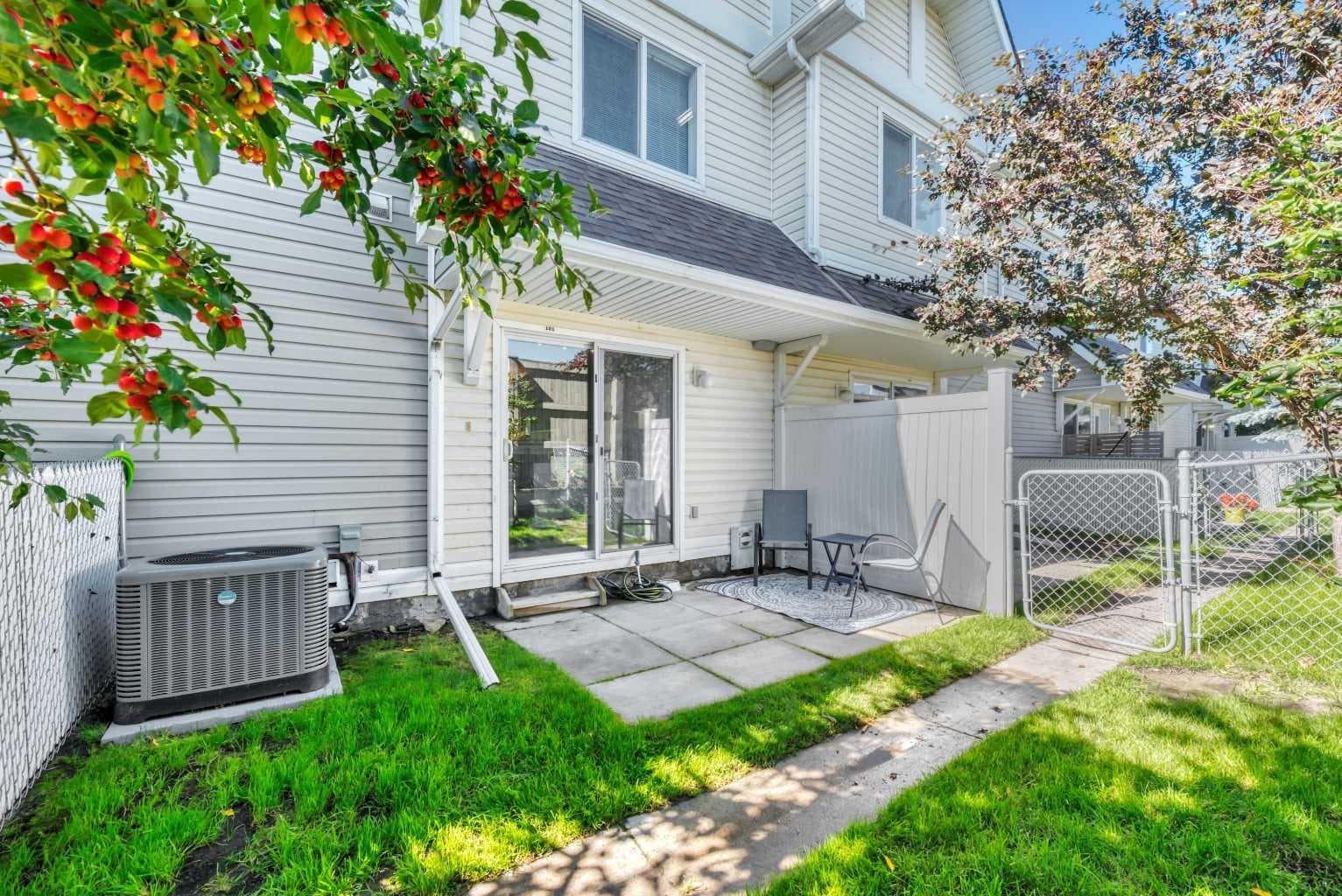 101 Tuscany Springs Gardens NW