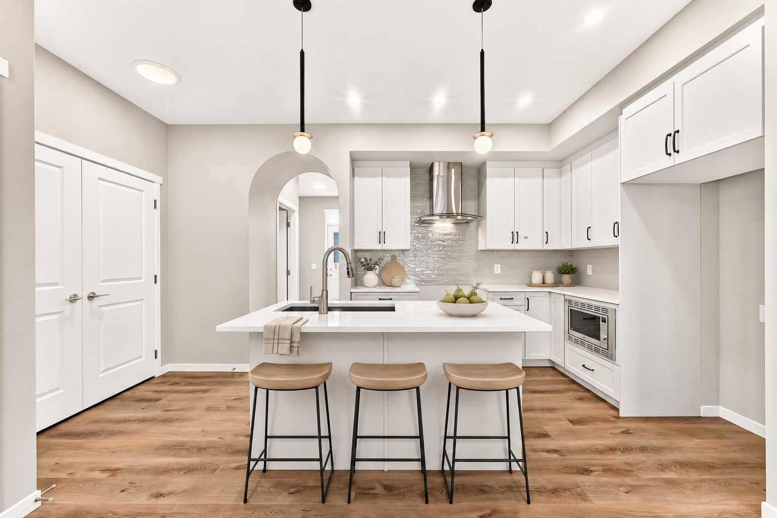76 Mercado Road SE