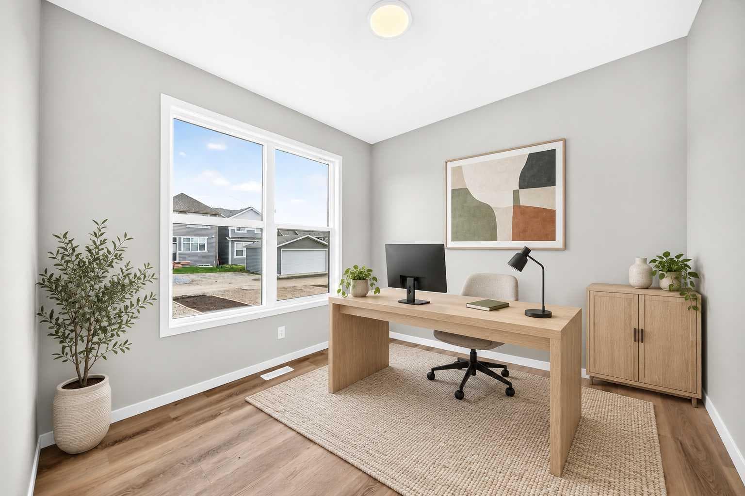 76 Mercado Road SE