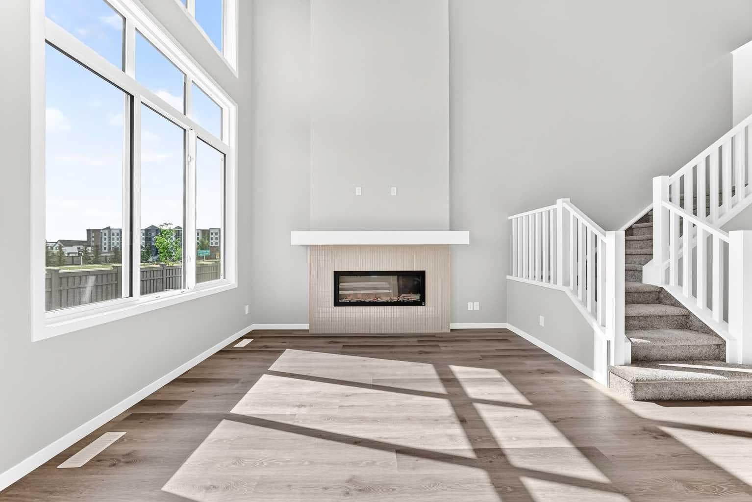 87 Mercado Crescent SE