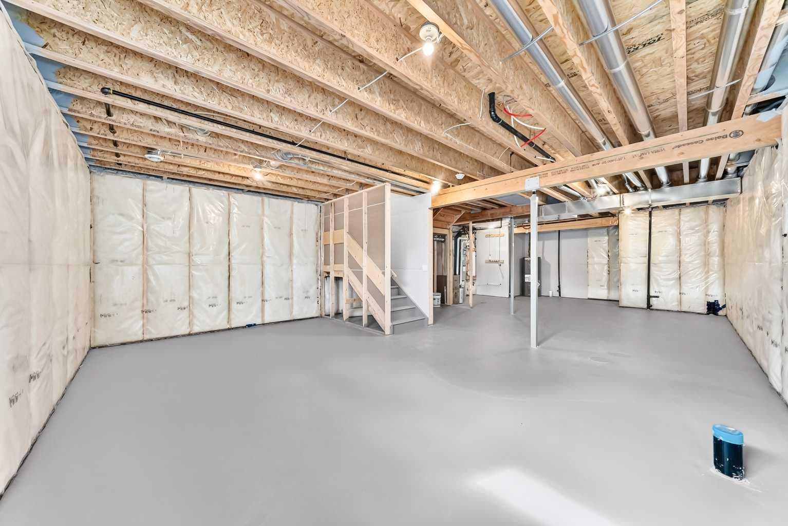87 Mercado Crescent SE