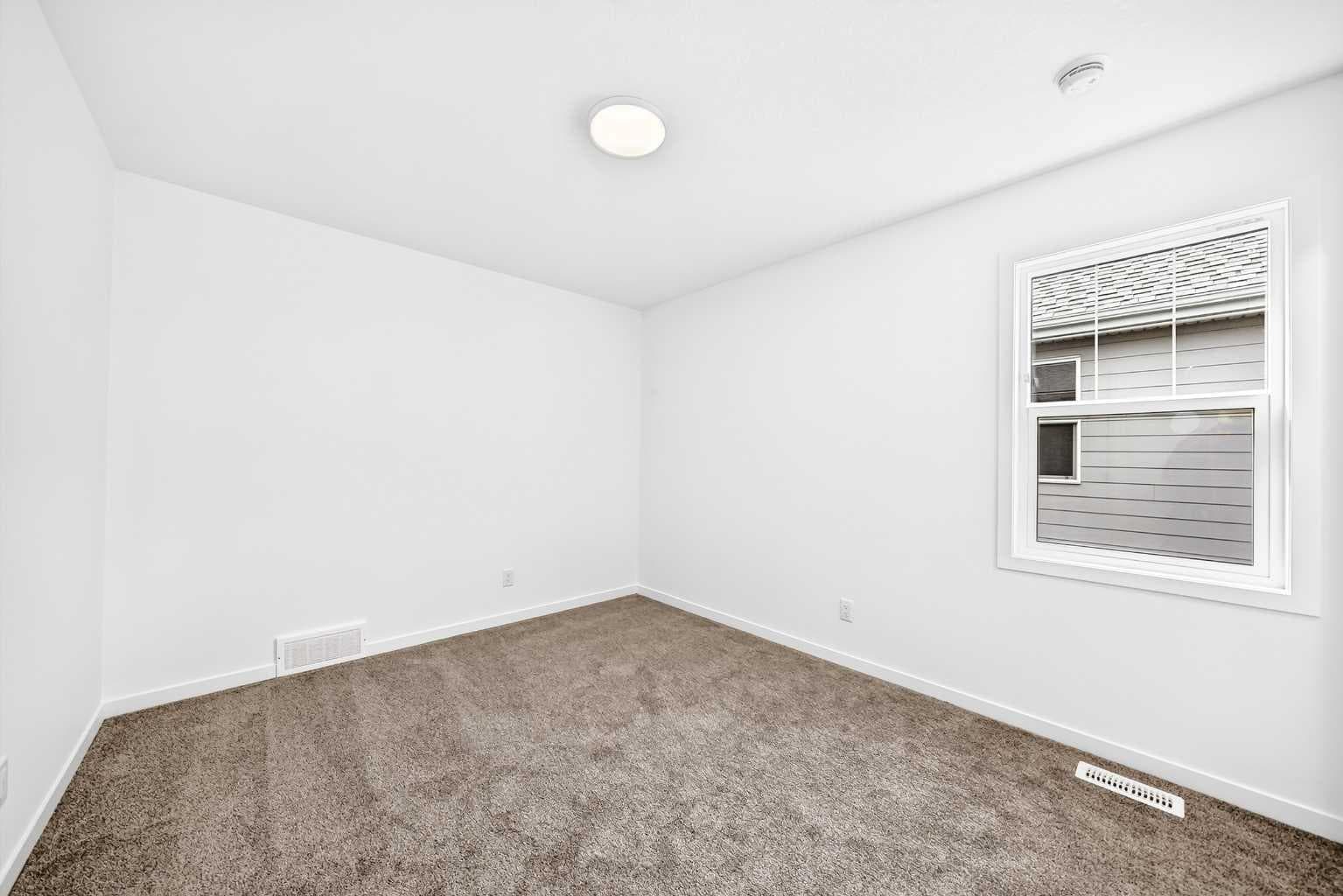 551 Mercado Avenue SE