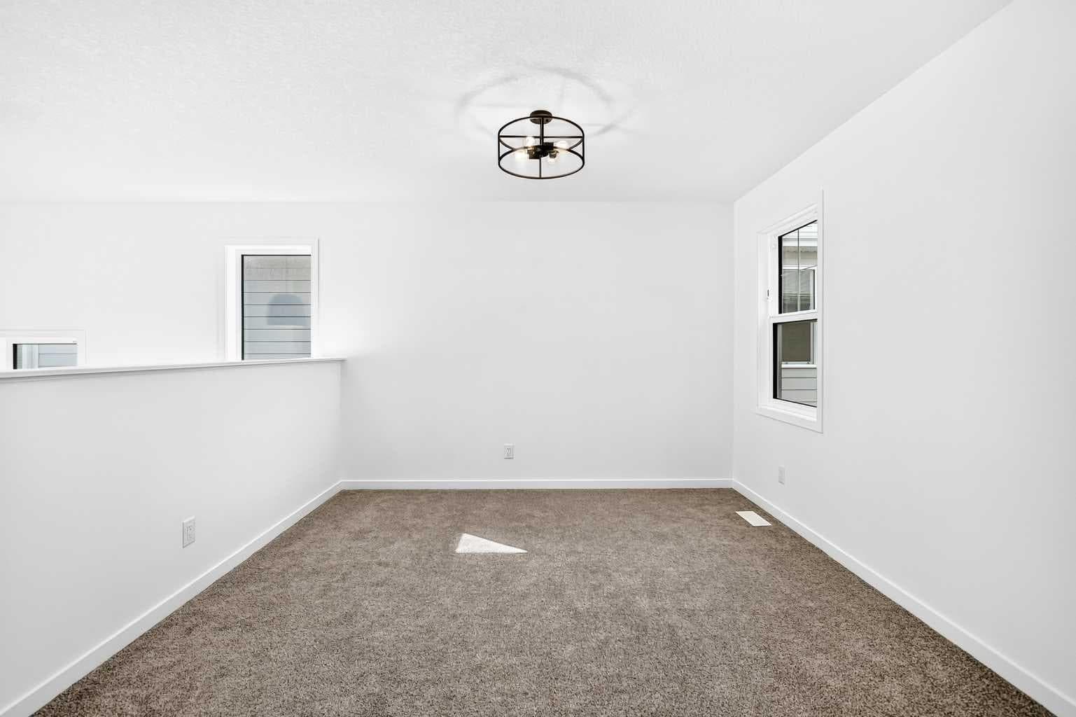 551 Mercado Avenue SE