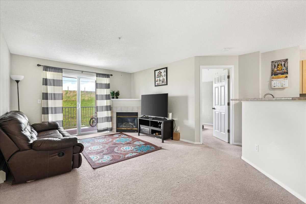 213, 3000 Citadel Meadow Point NW