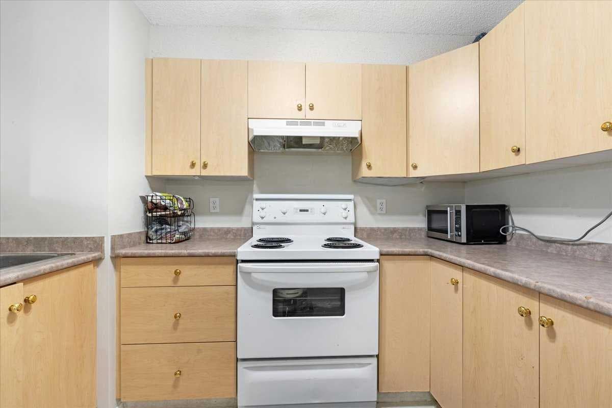 213, 3000 Citadel Meadow Point NW
