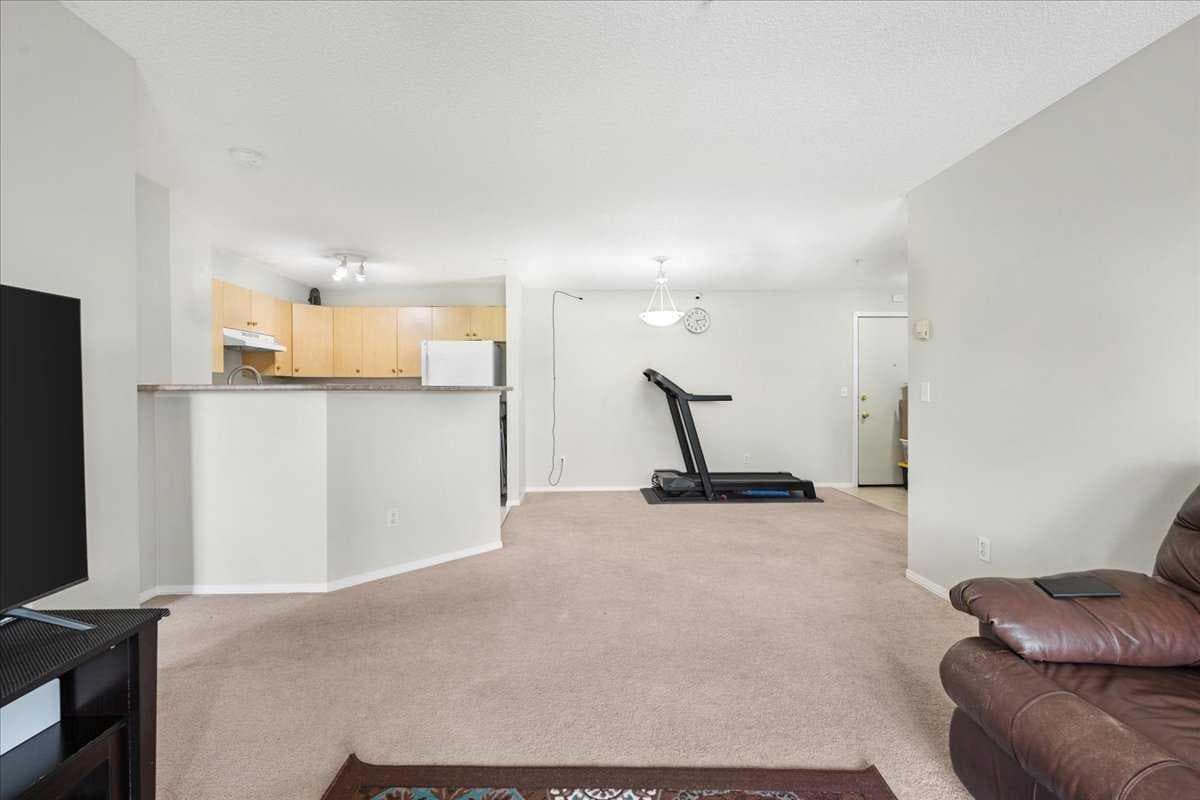 213, 3000 Citadel Meadow Point NW