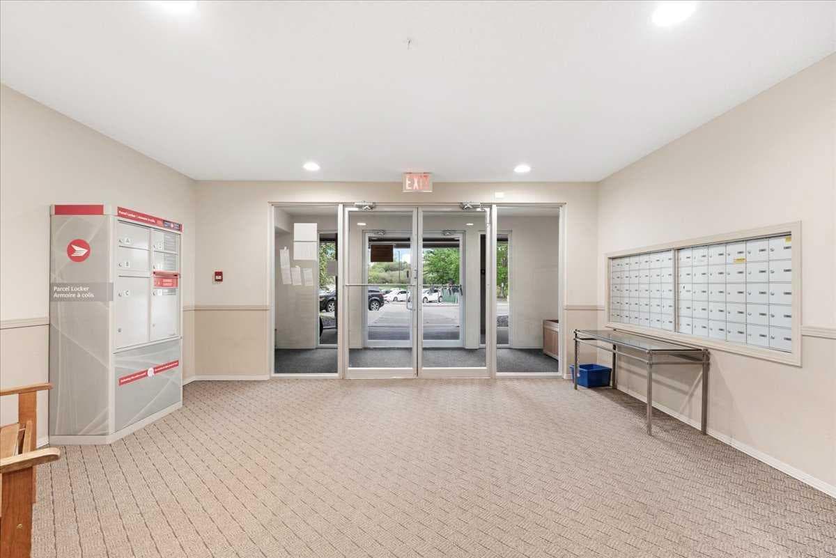 213, 3000 Citadel Meadow Point NW