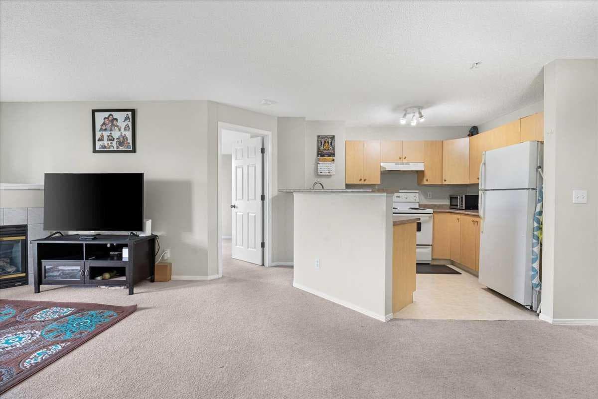 213, 3000 Citadel Meadow Point NW