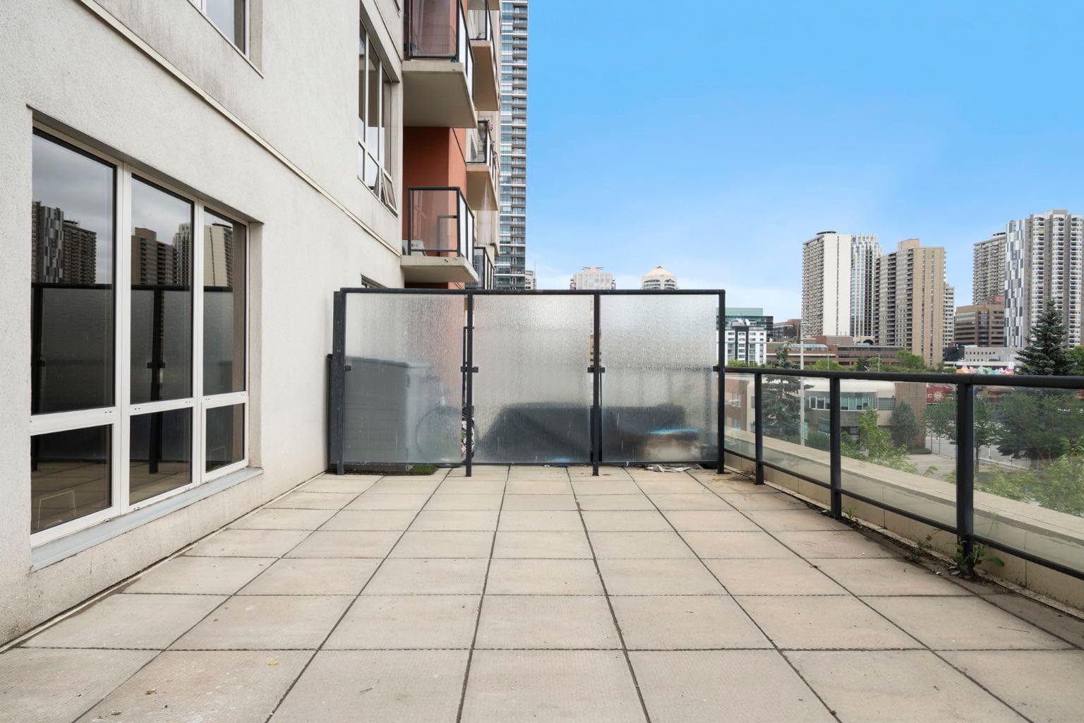 306, 1053 10 Street SW