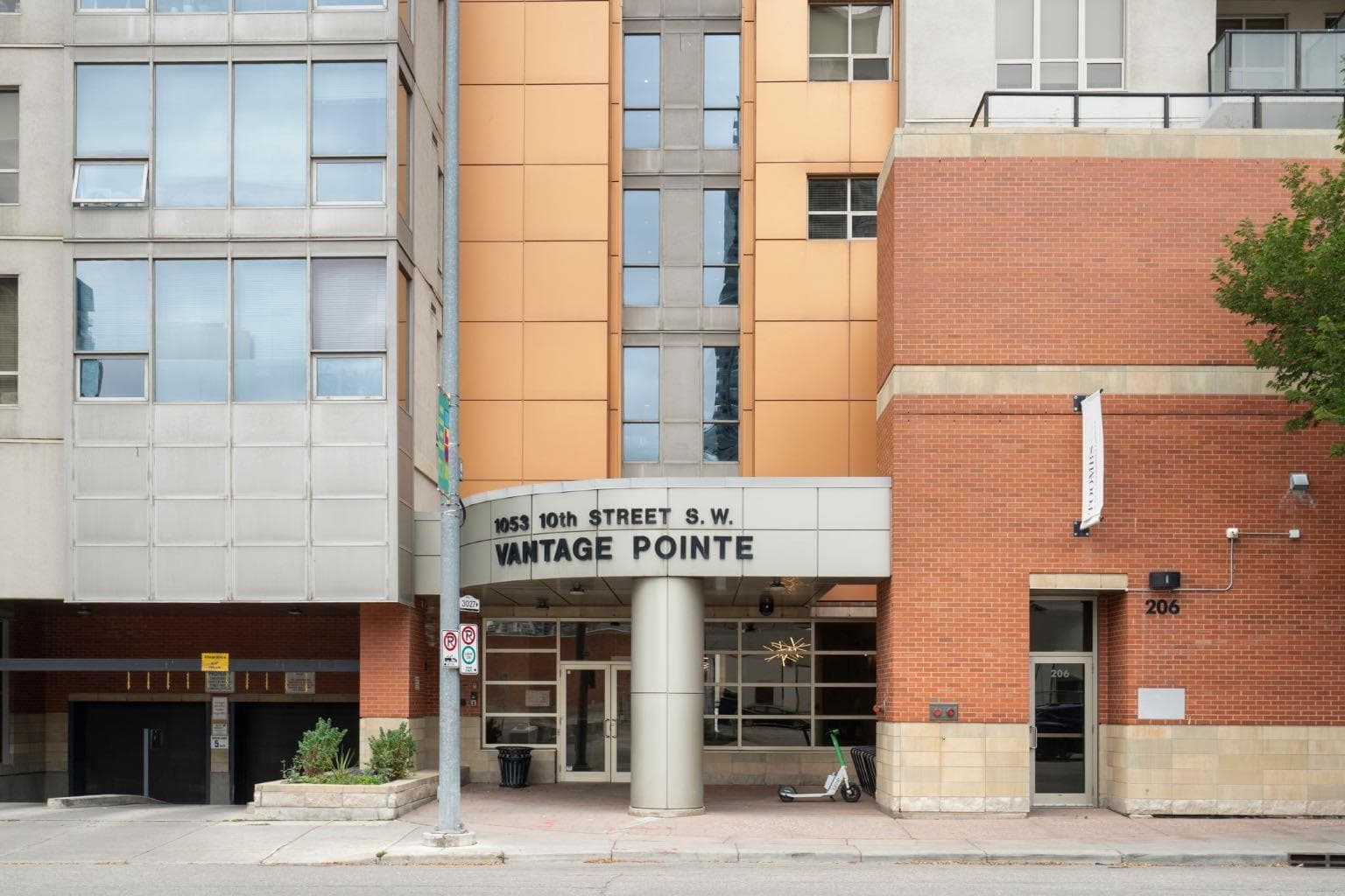 306, 1053 10 Street SW