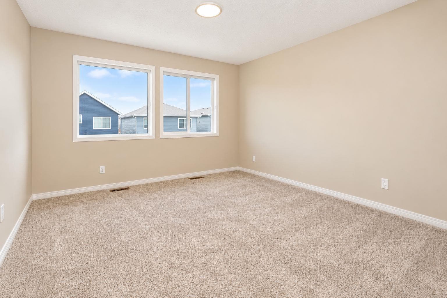 56 Corner Glen Green NE