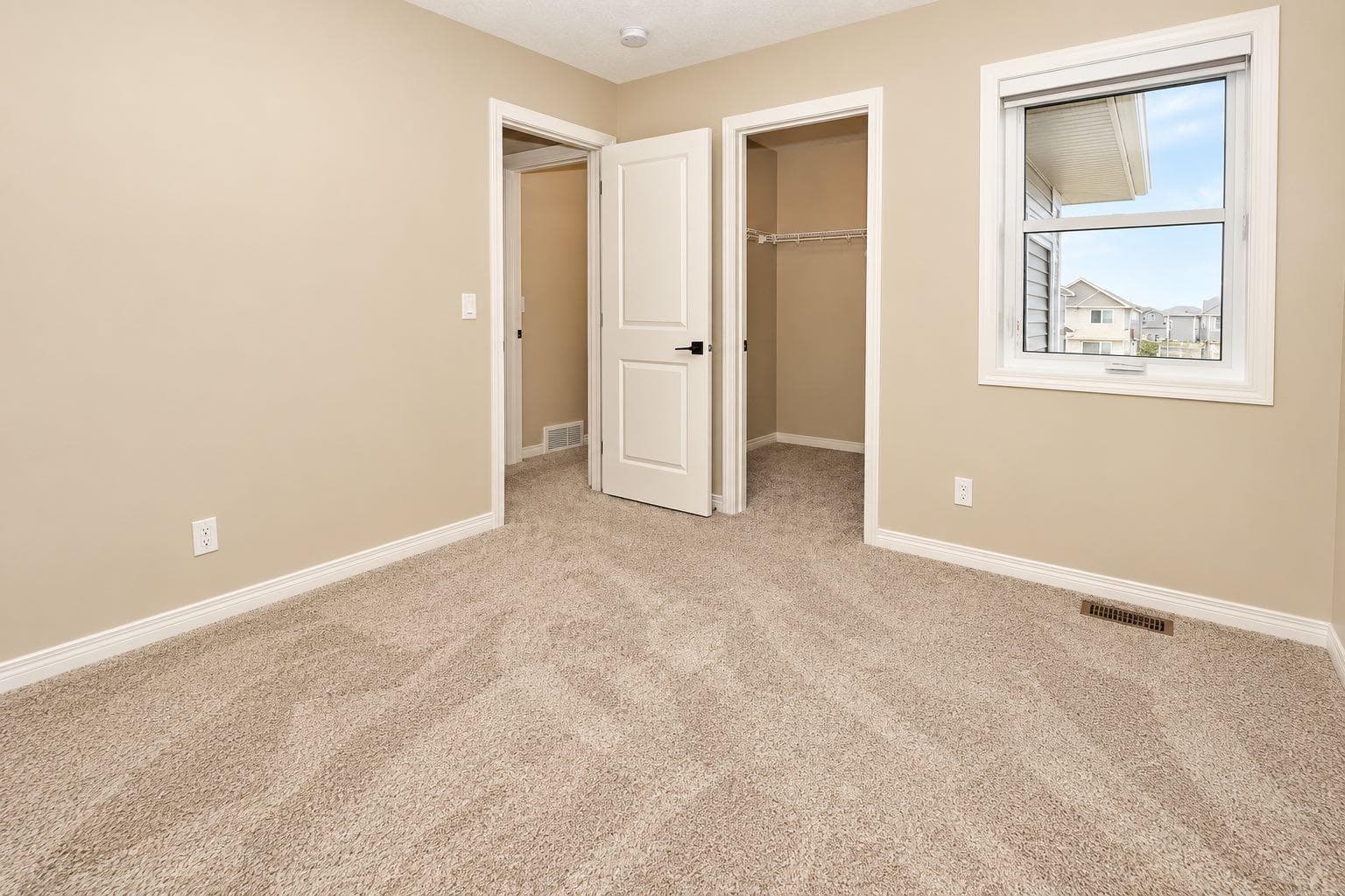 56 Corner Glen Green NE