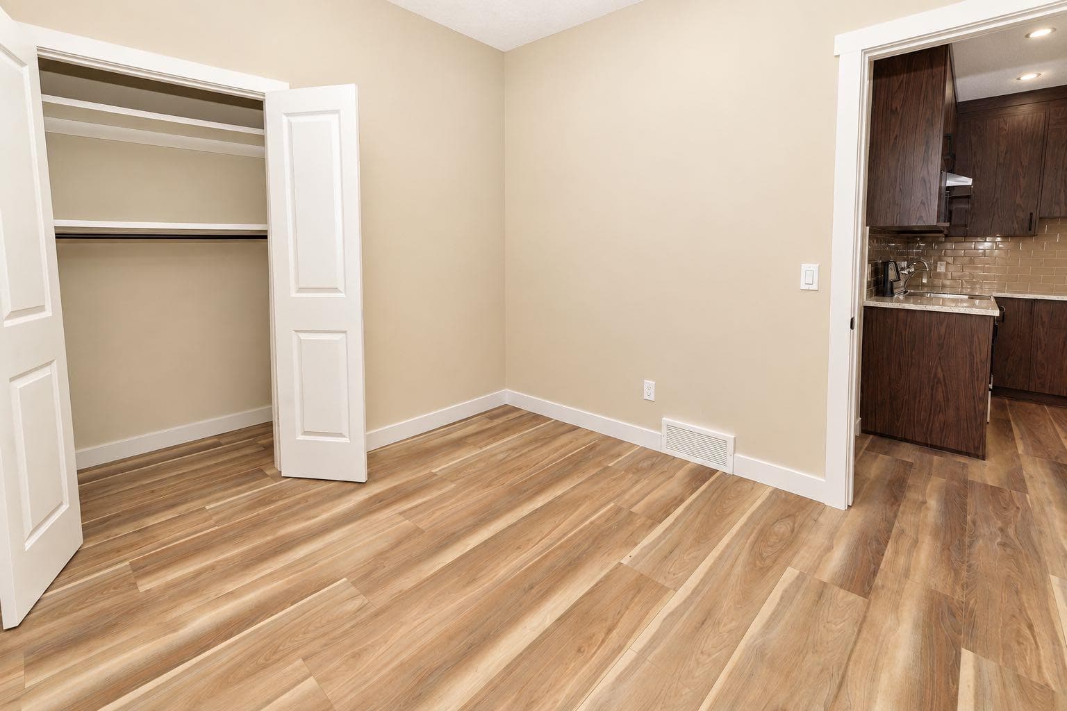 56 Corner Glen Green NE