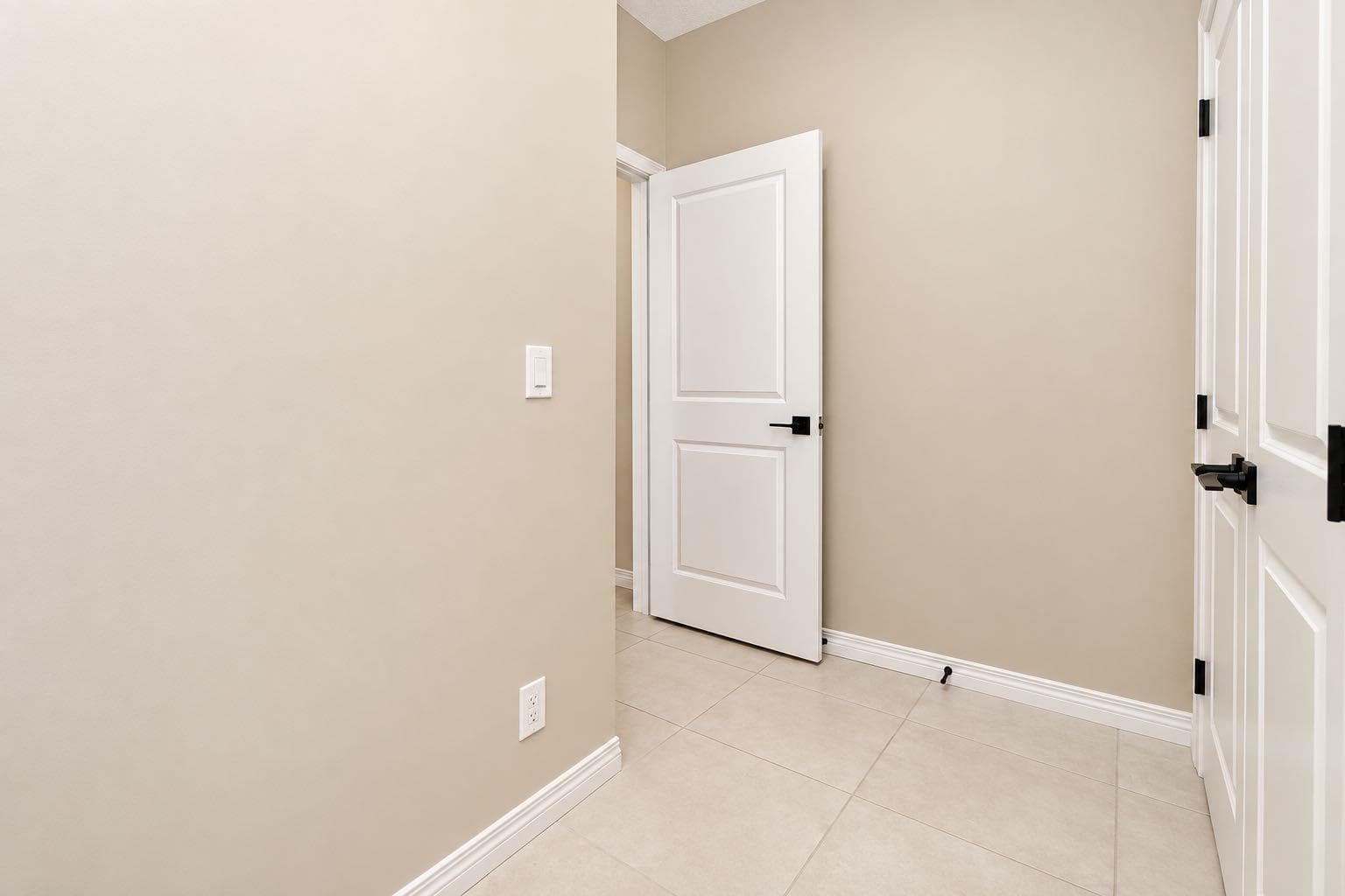 56 Corner Glen Green NE