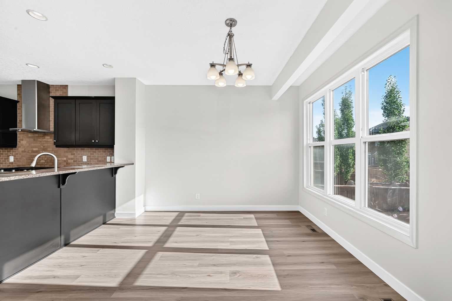 331 Evanston Way NW