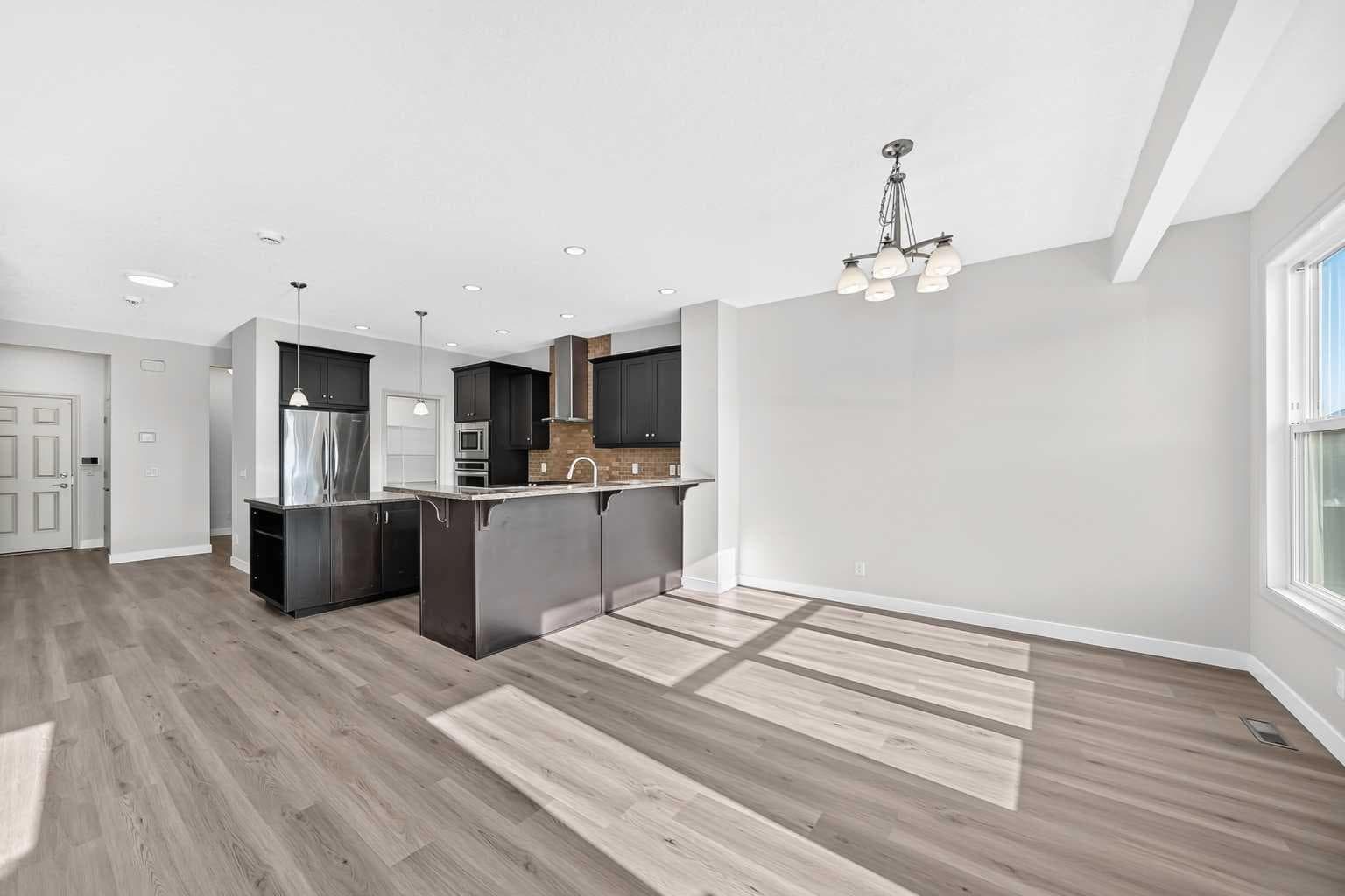 331 Evanston Way NW