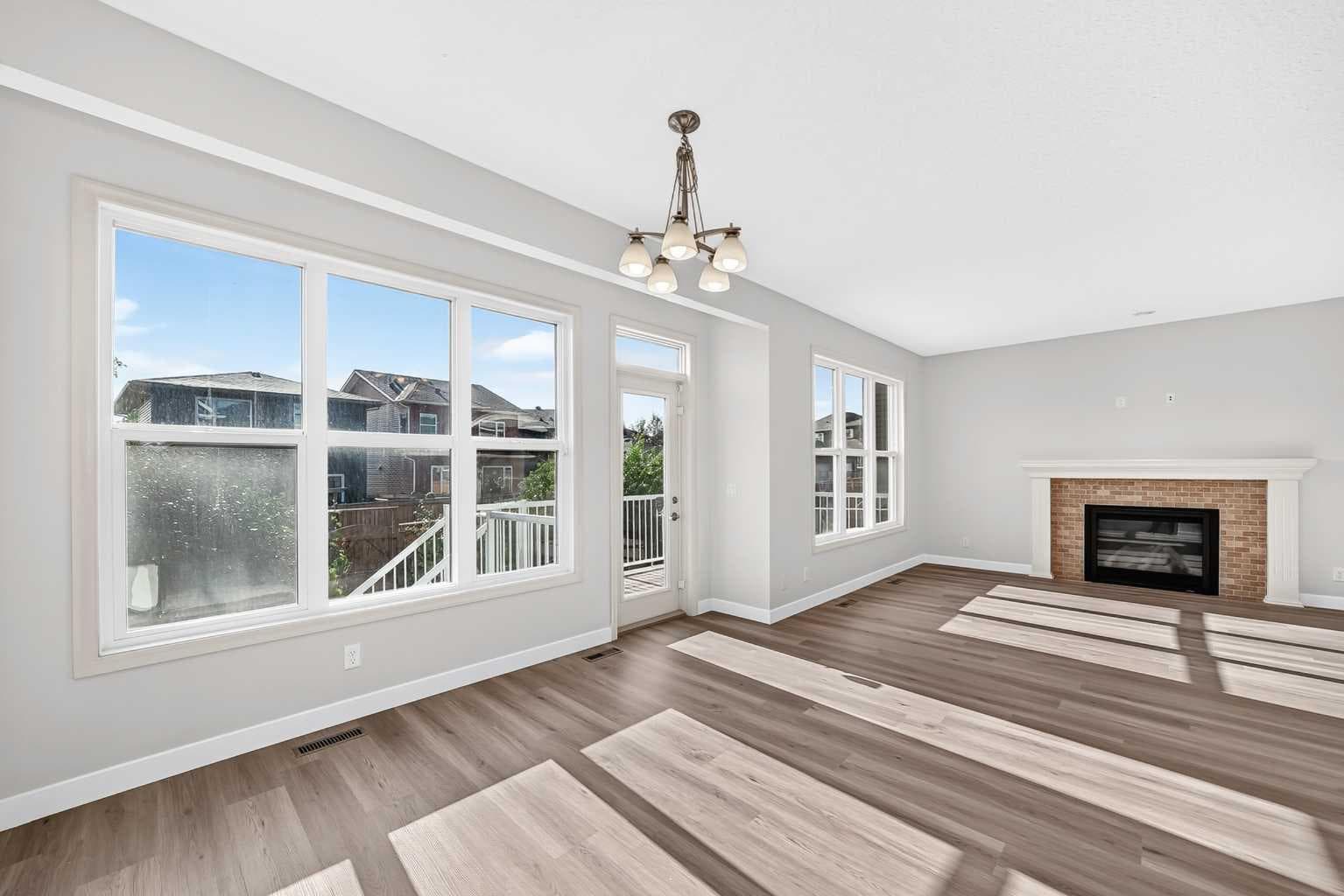 331 Evanston Way NW