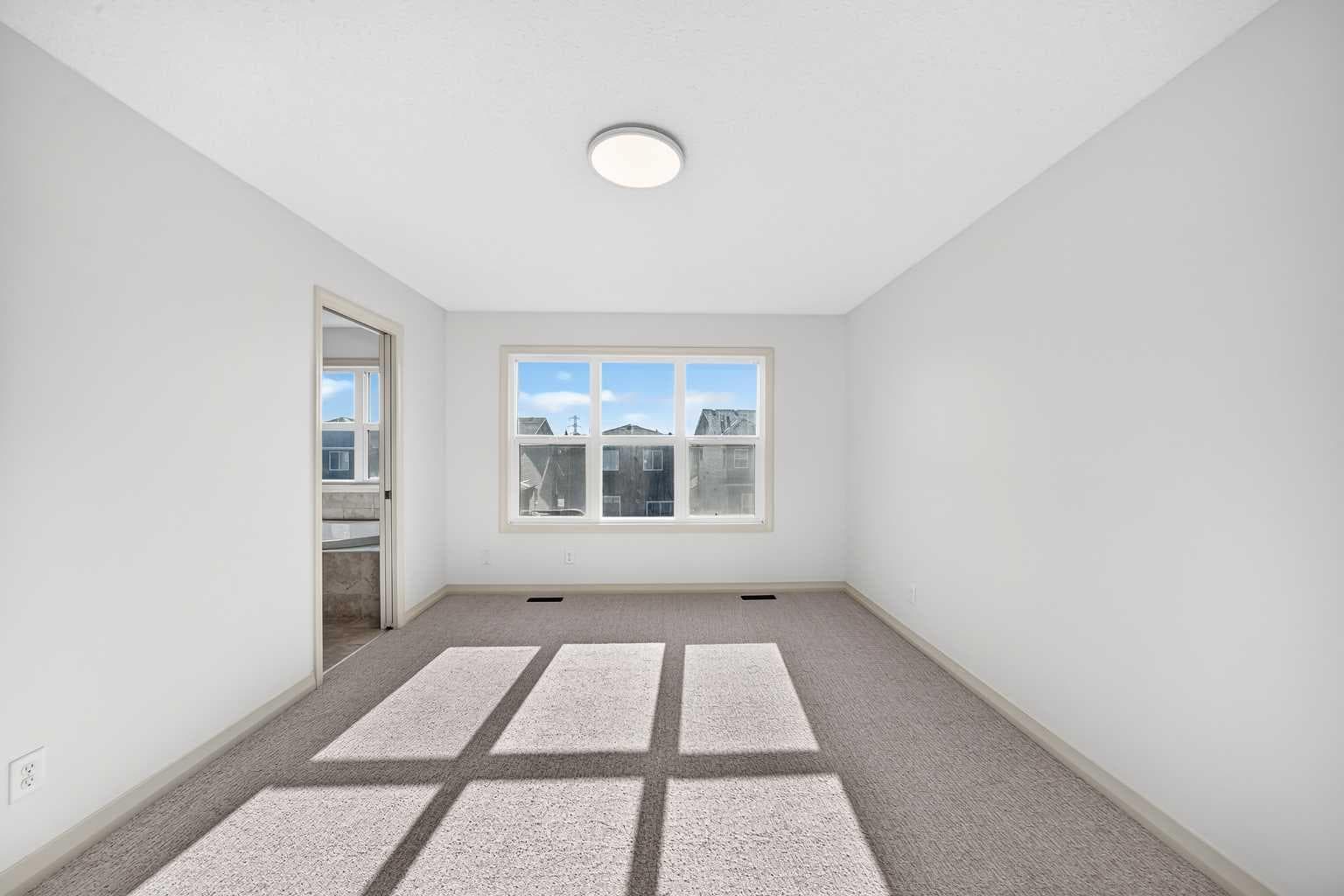 331 Evanston Way NW