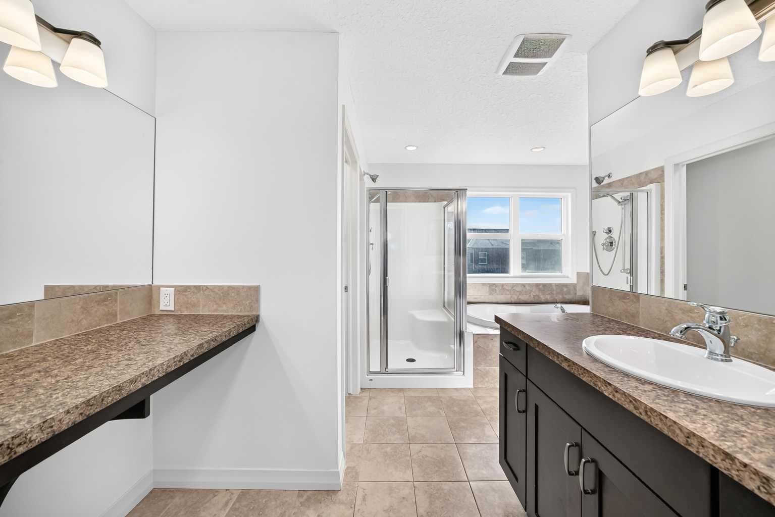 331 Evanston Way NW