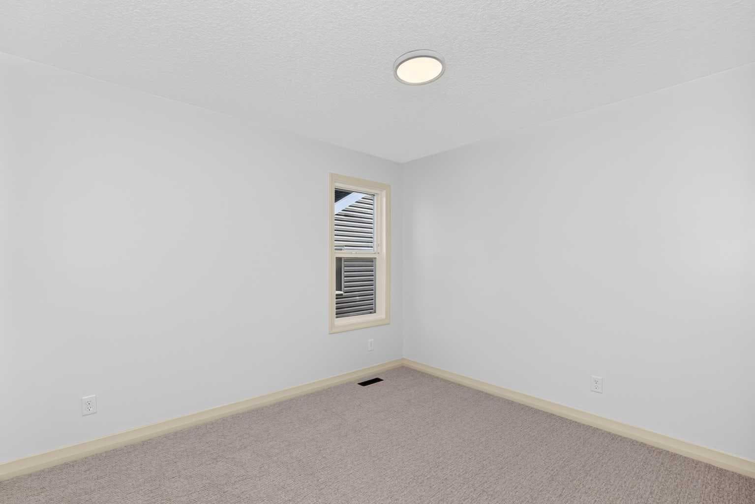 331 Evanston Way NW