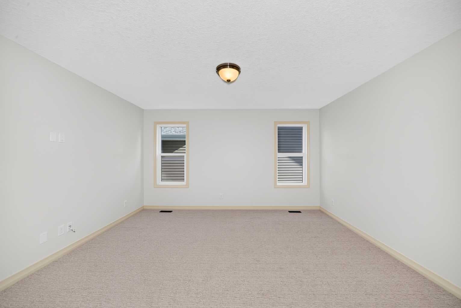 331 Evanston Way NW