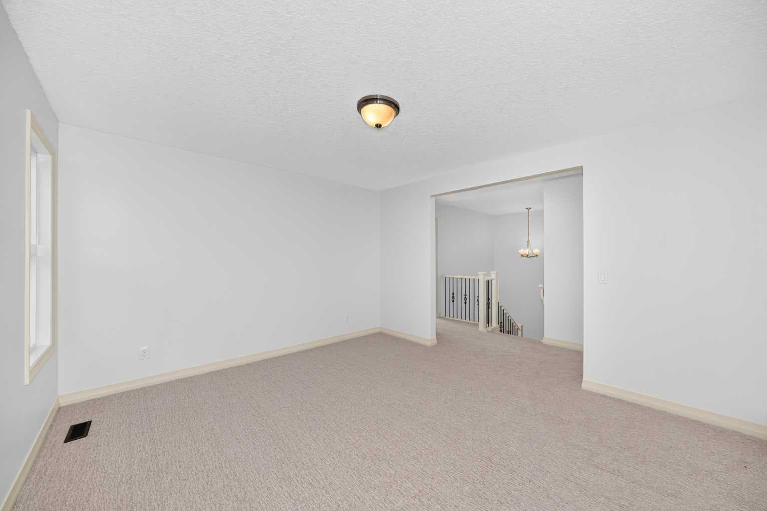 331 Evanston Way NW