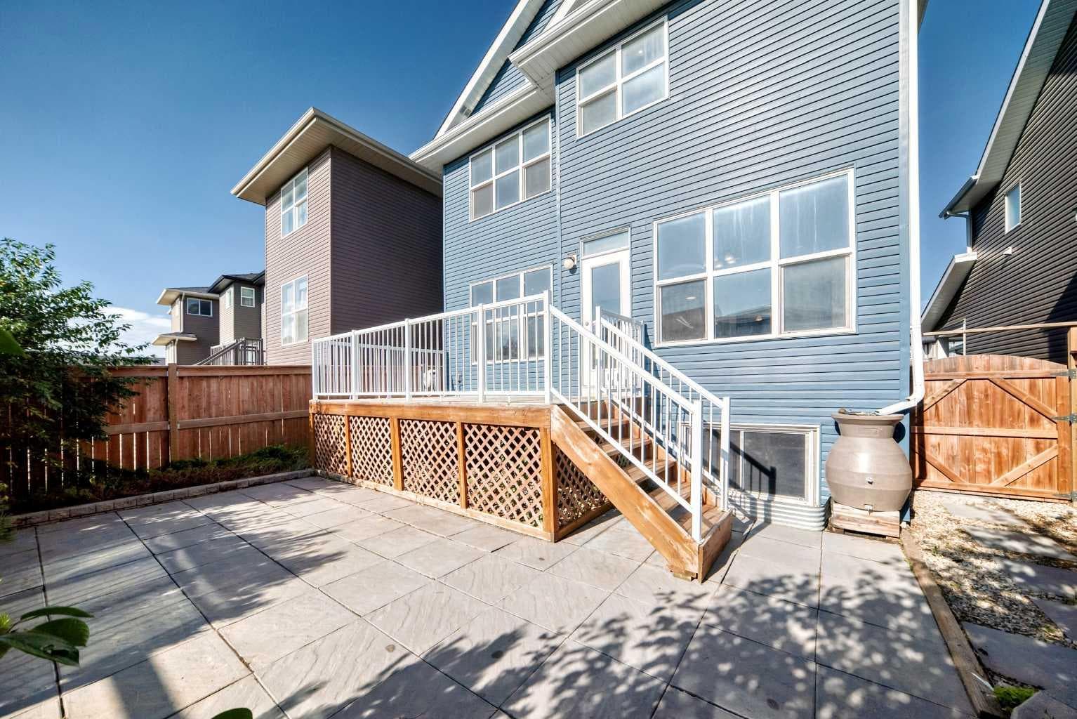 331 Evanston Way NW