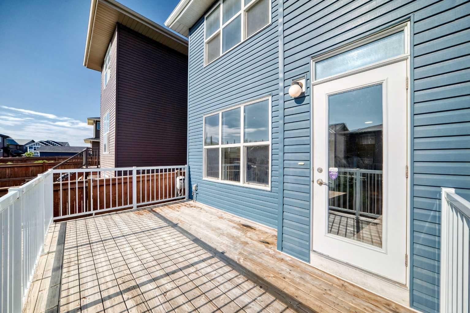 331 Evanston Way NW