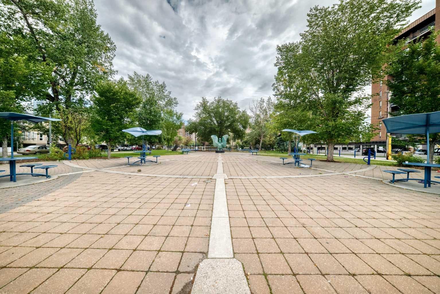 701, 1414 12 Street SW
