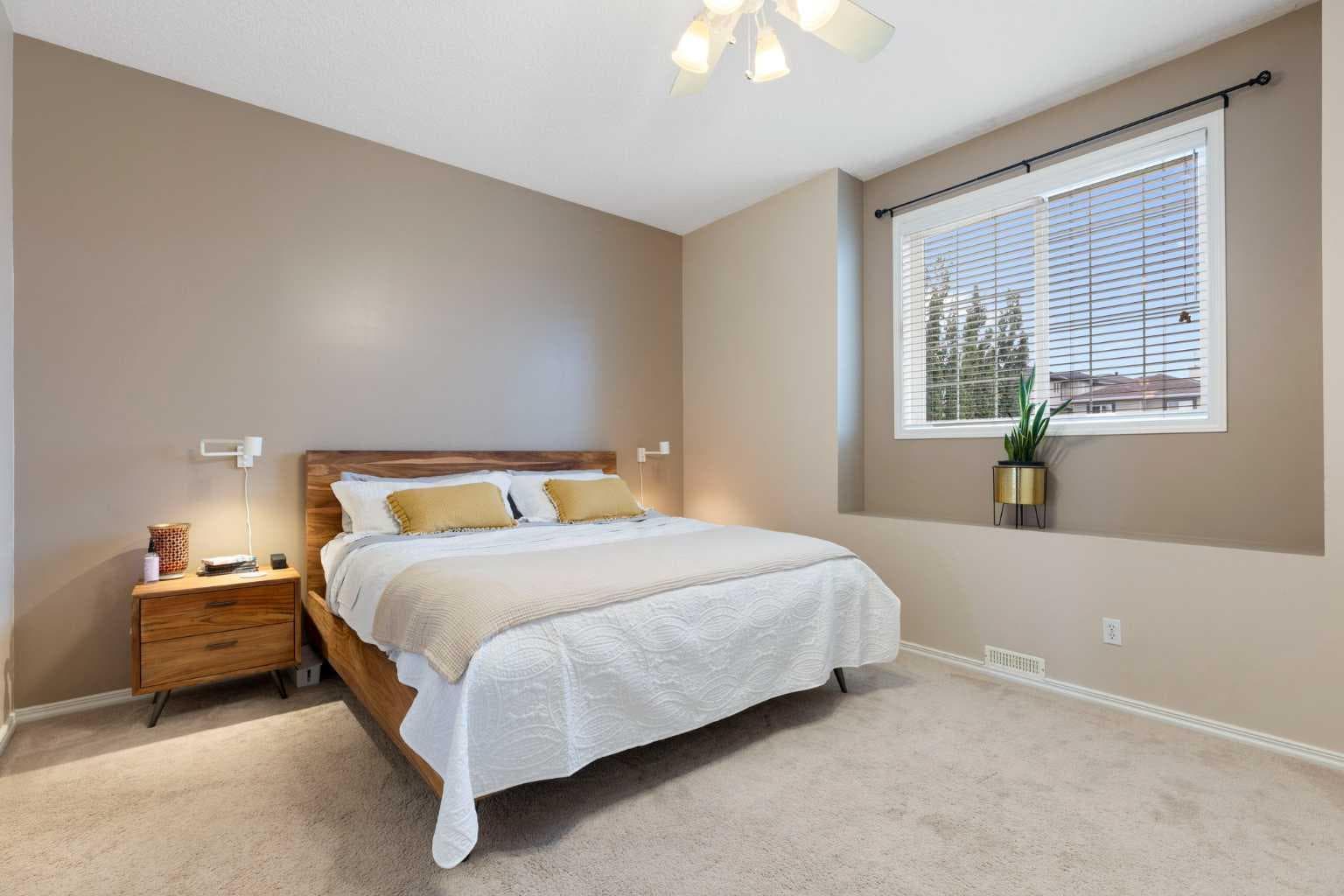 57 Arbour Stone Crescent NW