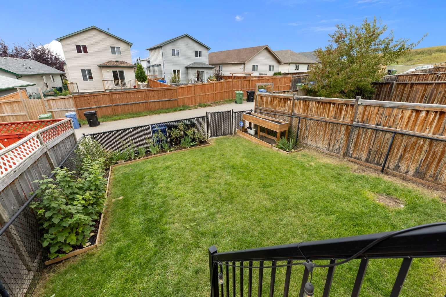 57 Arbour Stone Crescent NW