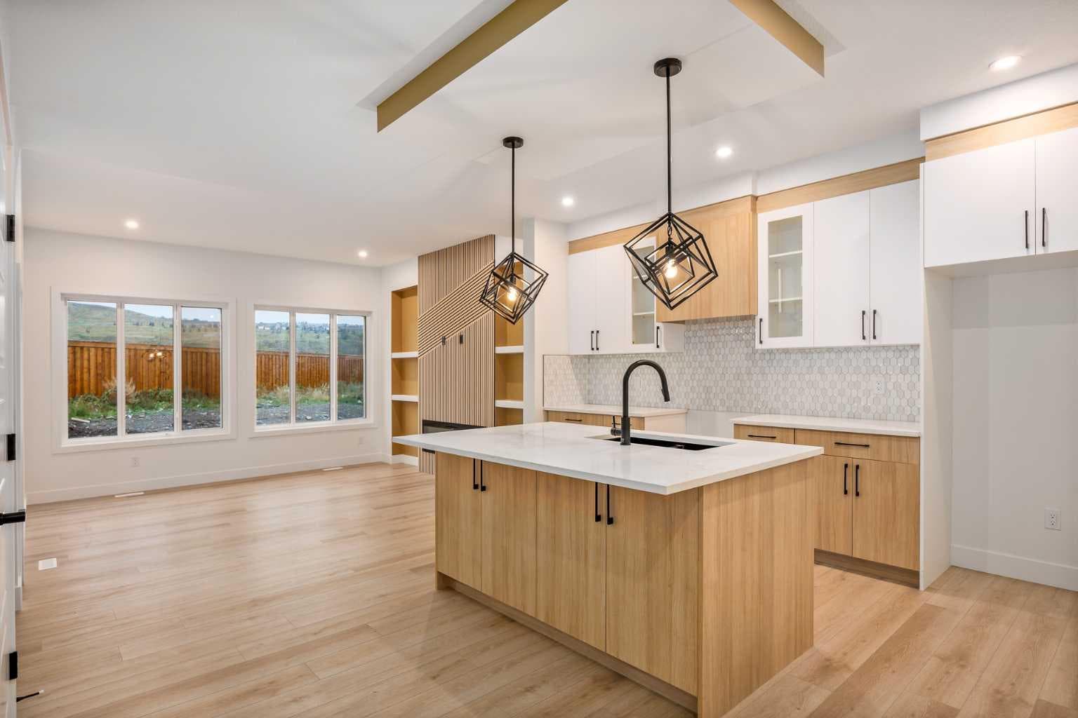 109 Topaz Place 