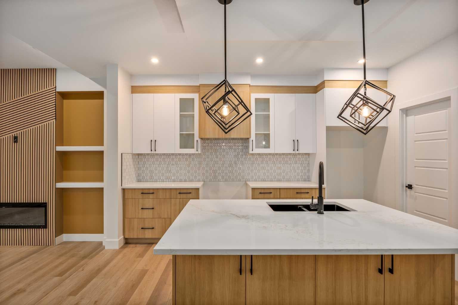 109 Topaz Place 