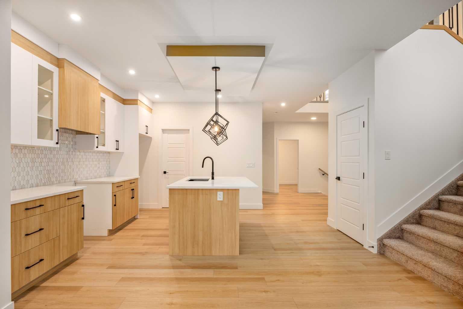 109 Topaz Place 