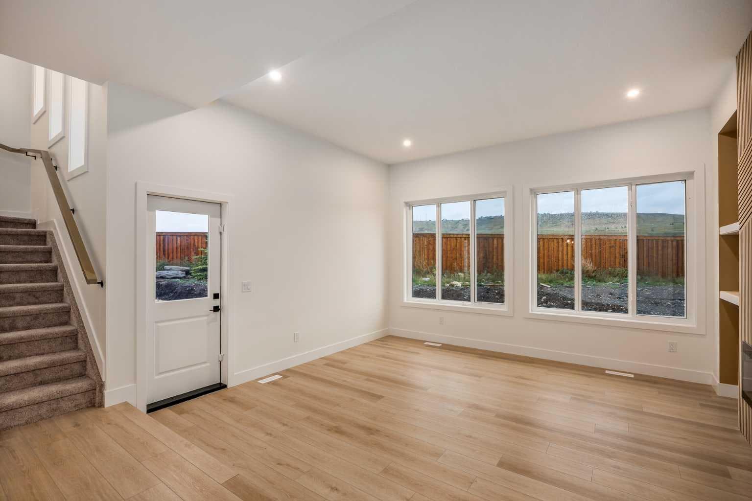 109 Topaz Place 