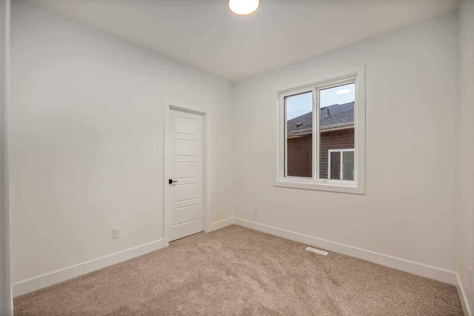 109 Topaz Place 