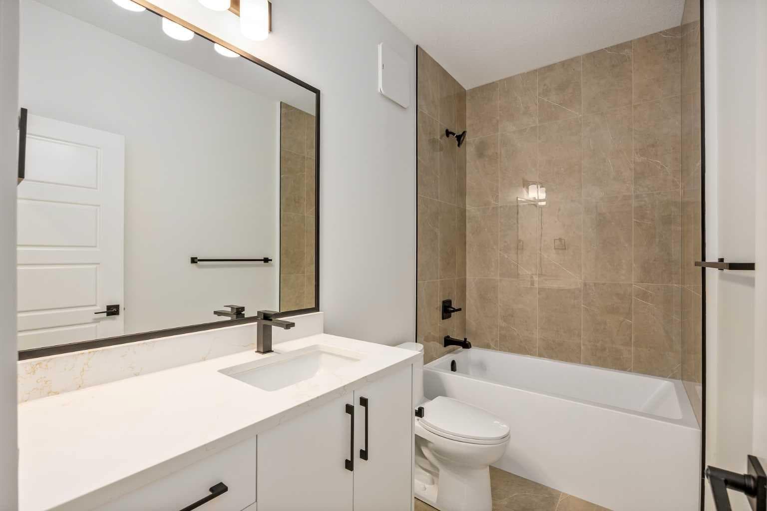 109 Topaz Place 