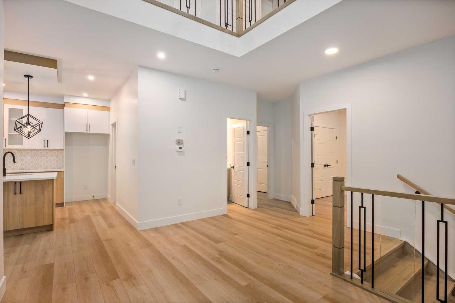109 Topaz Place 
