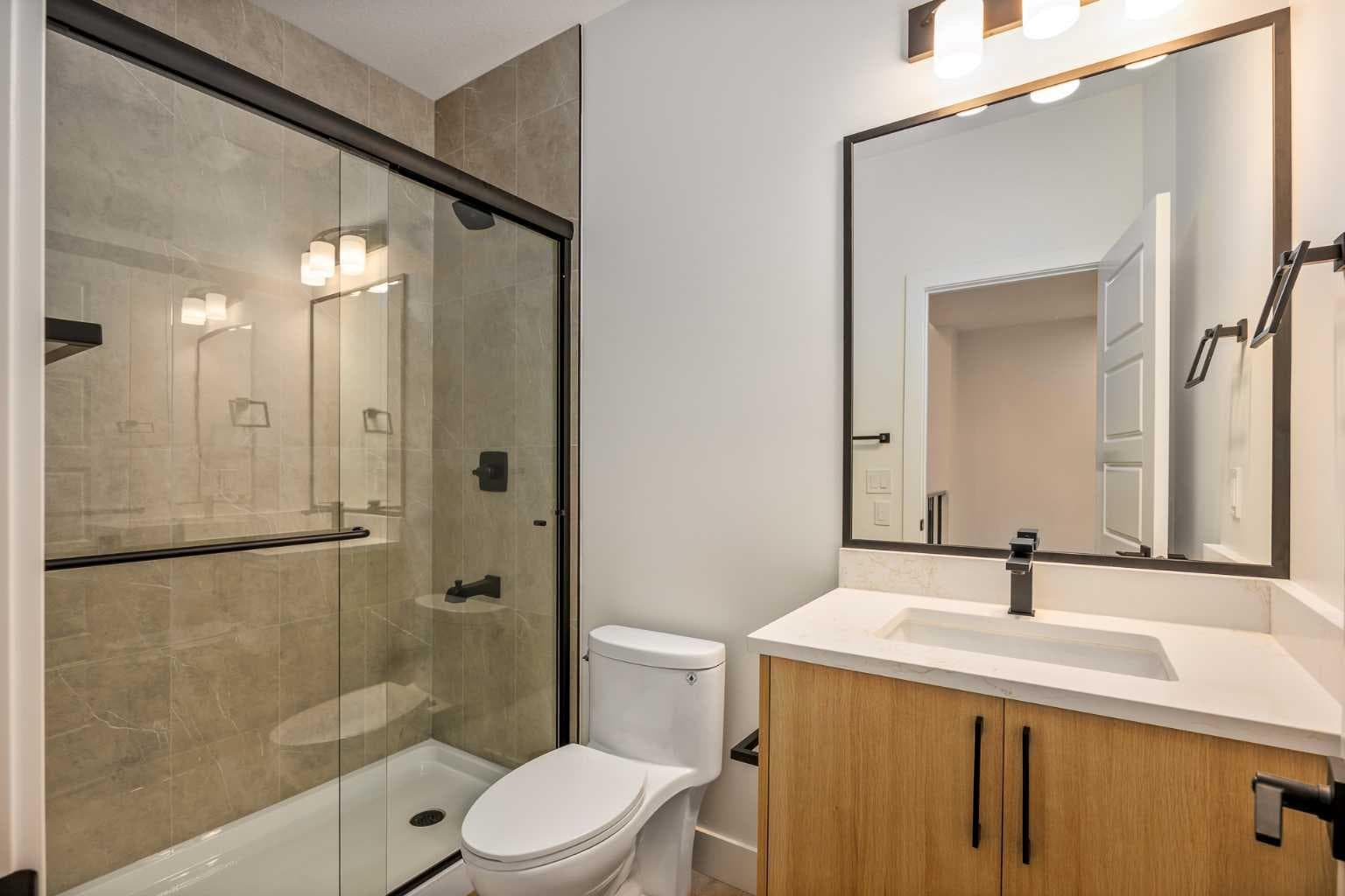 109 Topaz Place 