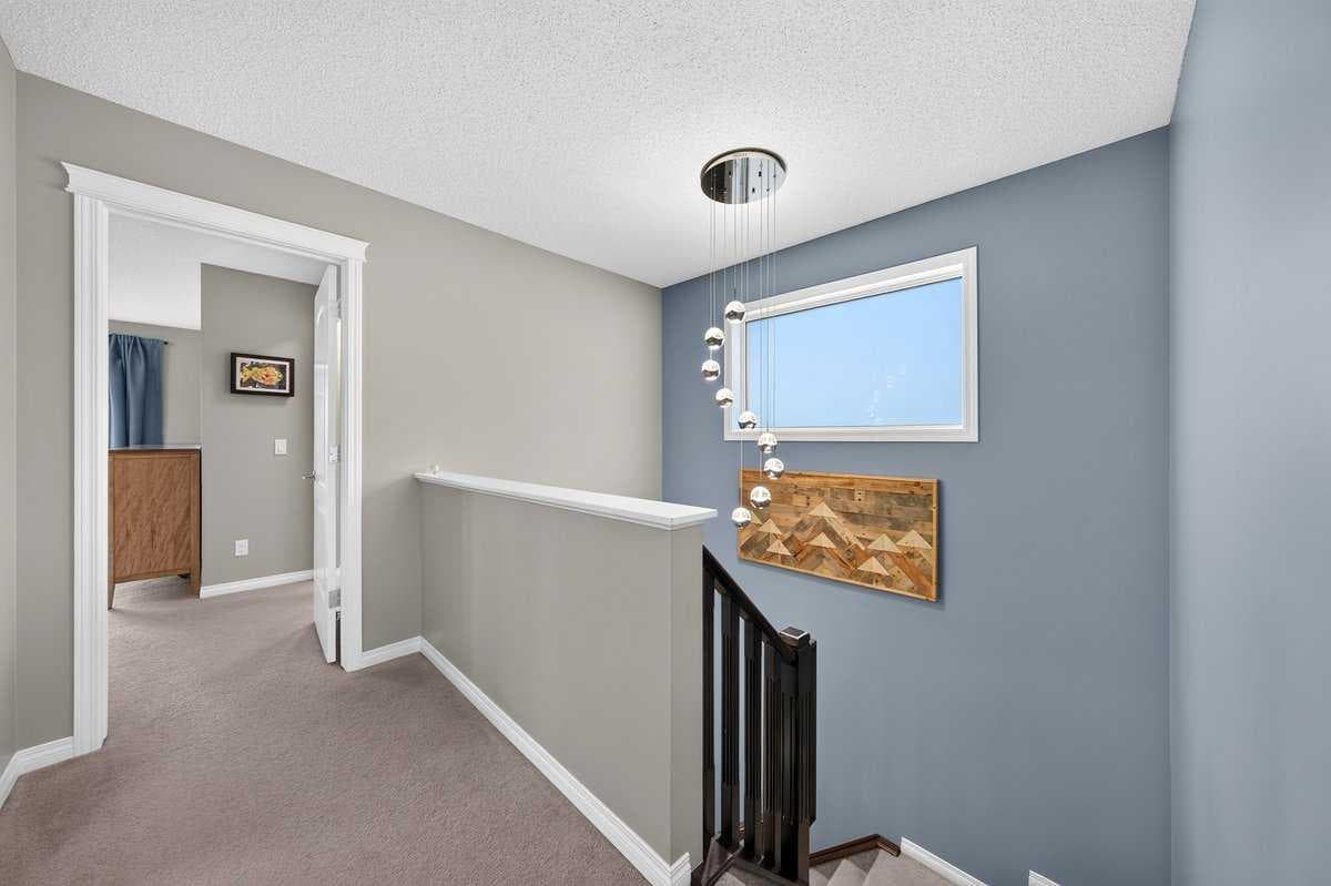 276 Kincora Glen Rise NW