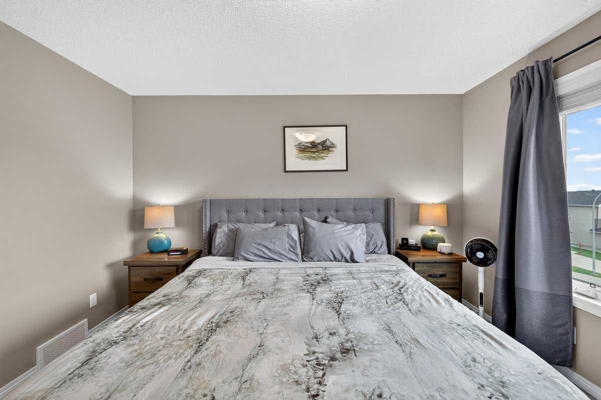 276 Kincora Glen Rise NW