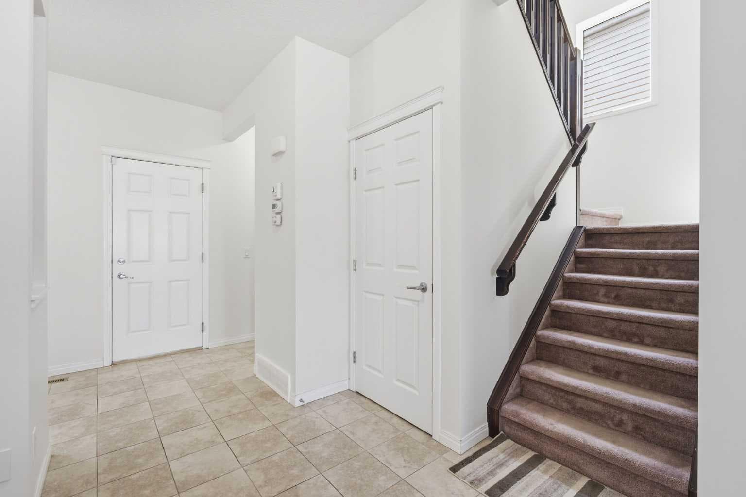 193 Hillcrest Drive SW