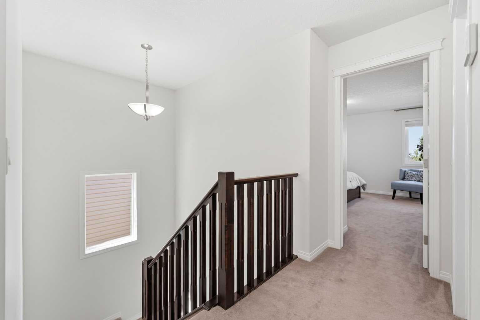 193 Hillcrest Drive SW