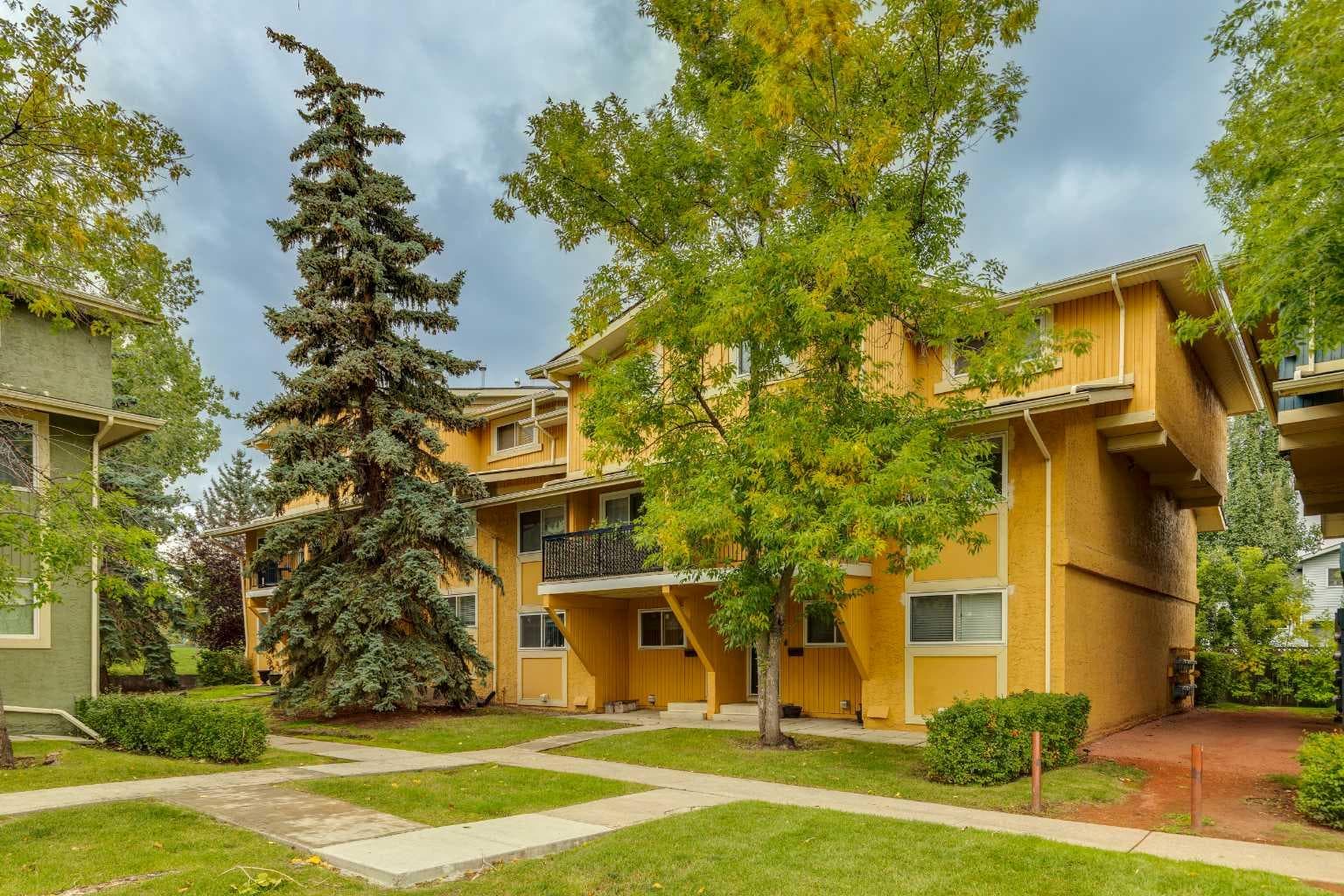 103, 2200 Woodview Drive SW