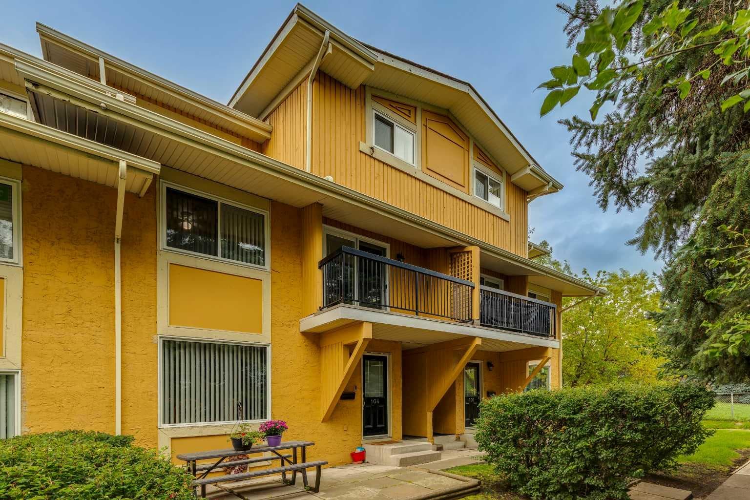 103, 2200 Woodview Drive SW